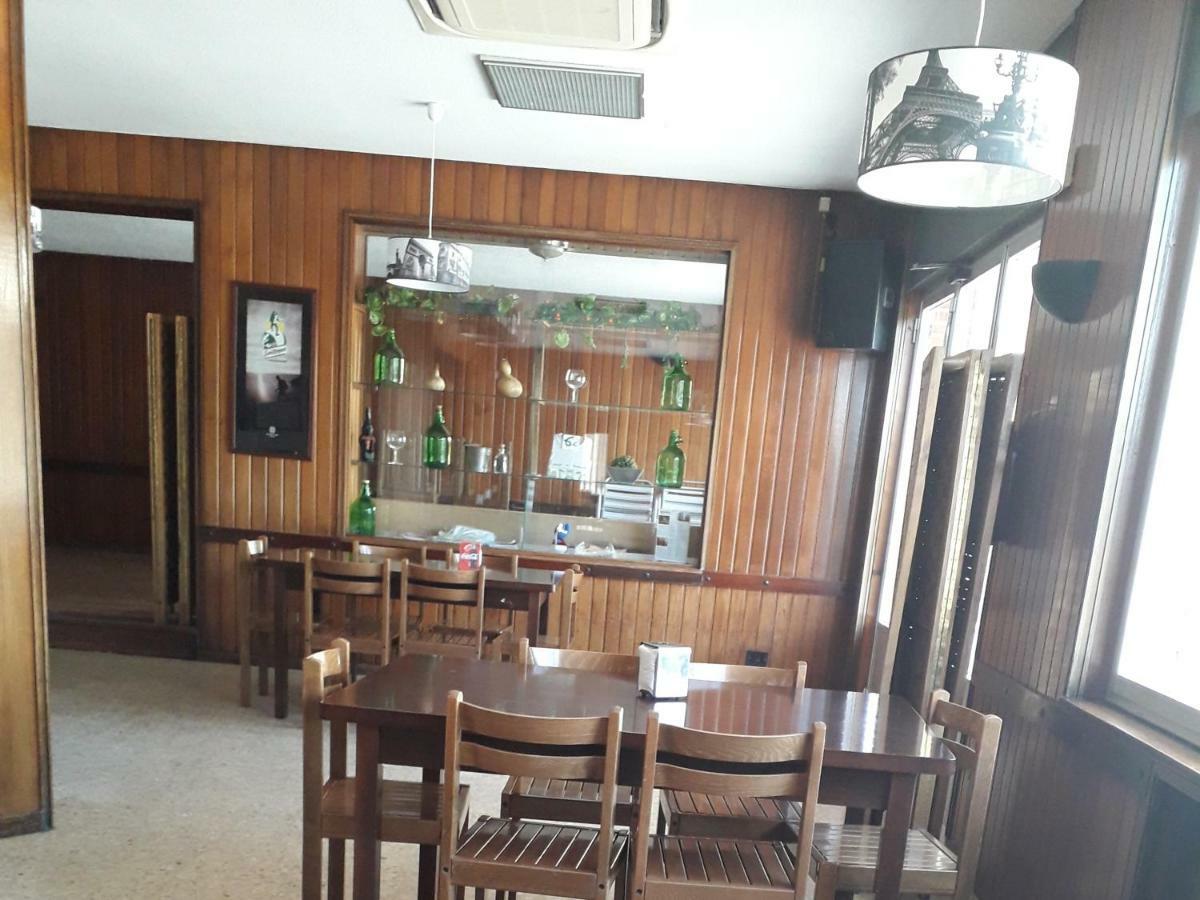 לוס ארקוס Hostal Ezequiel מראה חיצוני תמונה
