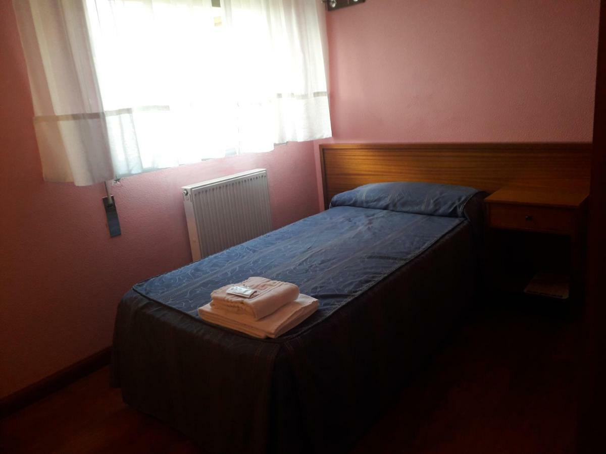 לוס ארקוס Hostal Ezequiel מראה חיצוני תמונה